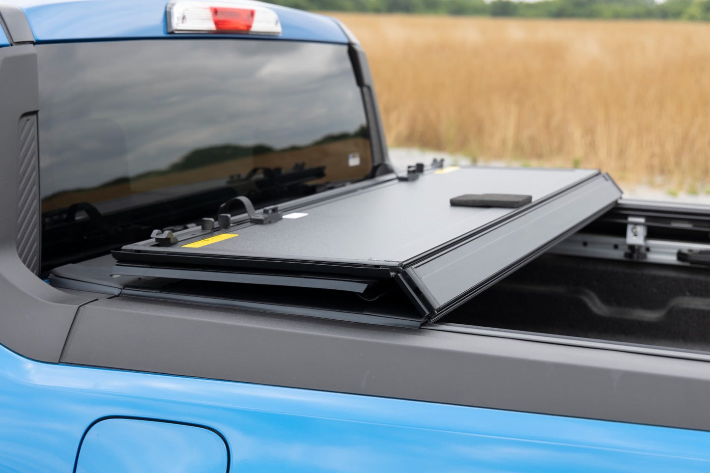 Hard Tri-Fold Flip Up Bed Cover | 4'6" Bed | Ford Maverick 2WD/4WD (22-26) - Image 6