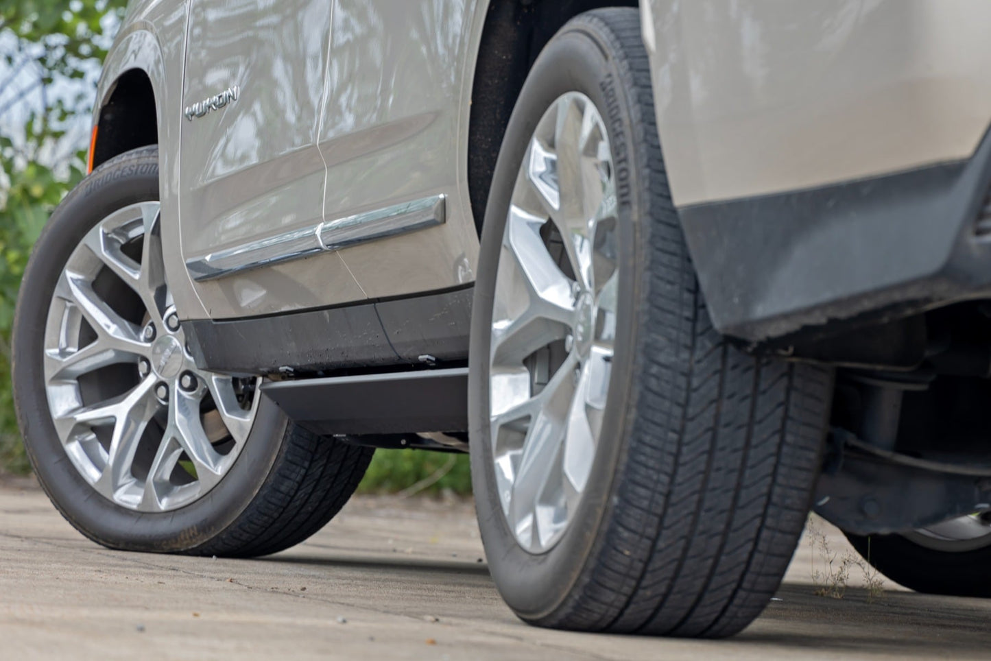 Power Running Boards | Dual Electric Motor | Crew Cab | Chevy/GMC Tahoe/Yukon (21-26) - Image 6