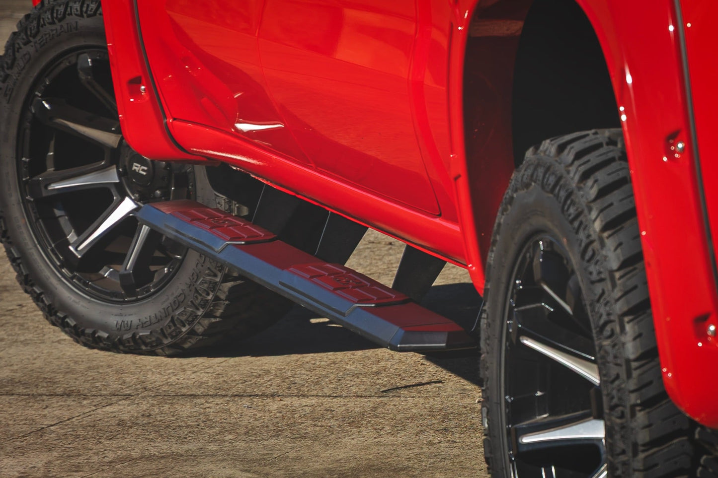 TR2 Running Boards | Chevy/GMC 1500/2500HD/3500HD (19-26) - Image 6