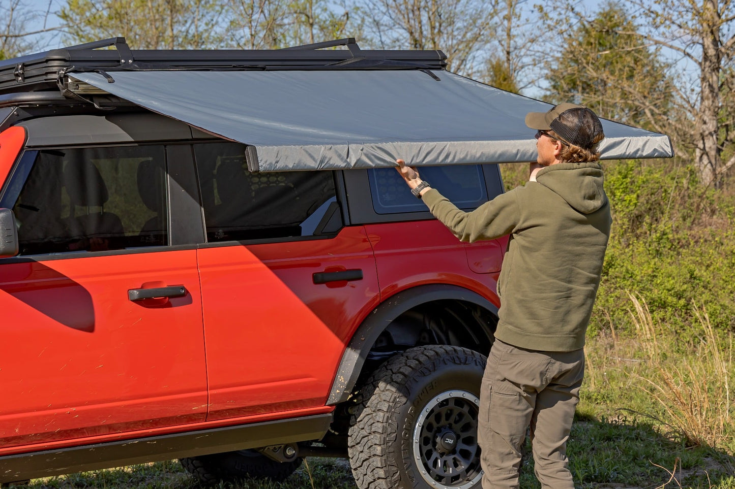 Retractable Roof Rack Awning | 6'6" x 9'8" (Fits Trucks & SUVs) - Image 6