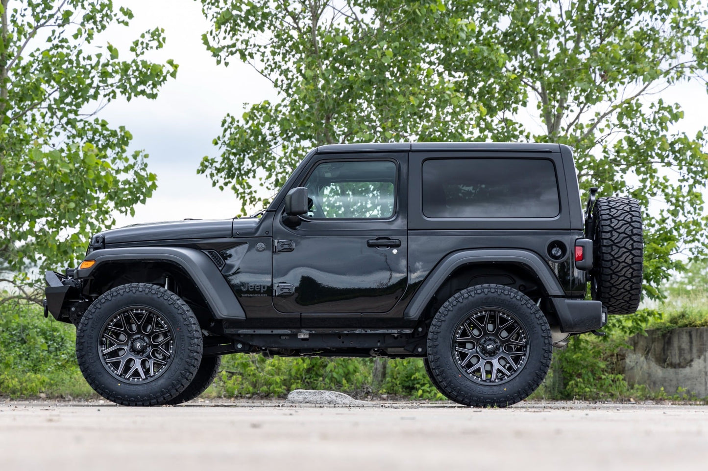 Rough Country 95 Series Wheel | Machined One-Piece | Gloss Black | 20x10 | 5x5 | -19mm - Image 6