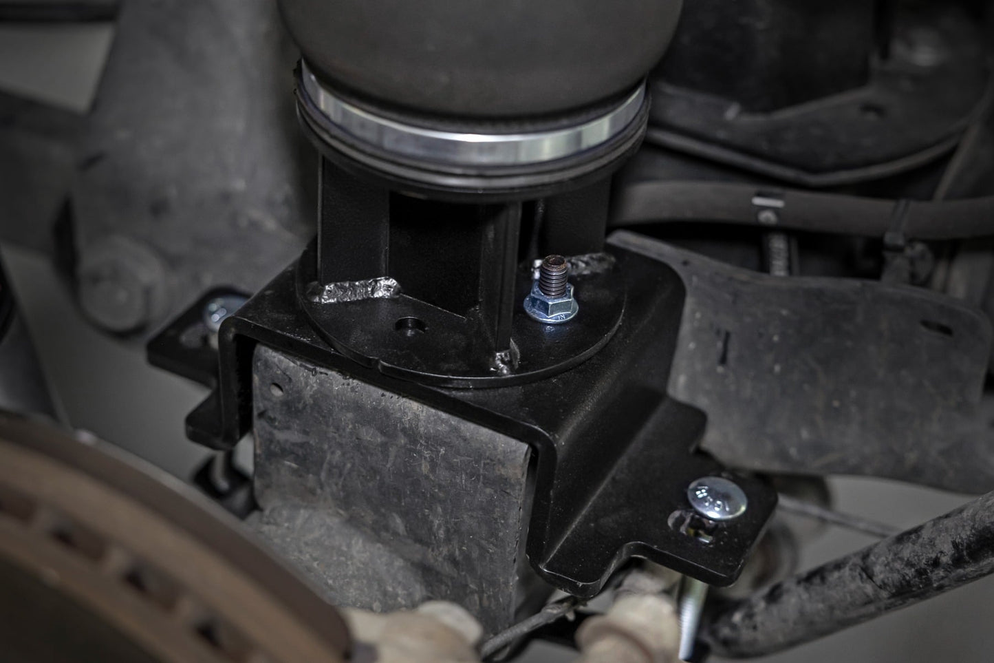 Air Spring Kit w/compressor | Ram 2500 2WD (2014-2026) - Image 6