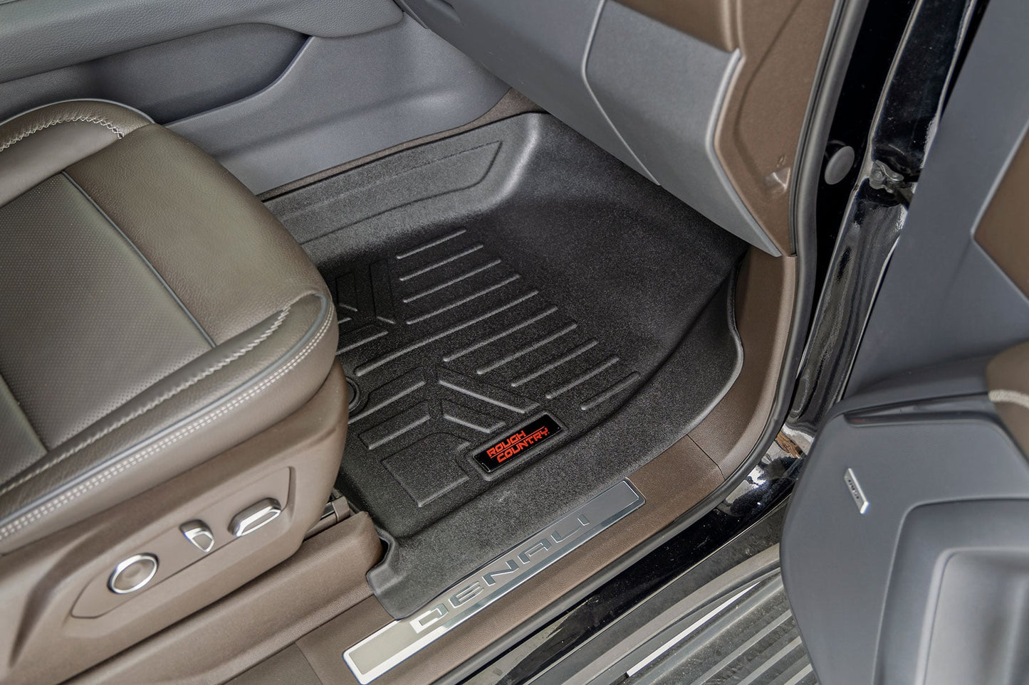 Floor Mats | FR & RR | FR/RR Bucket | Chevy/GMC Tahoe/Yukon 2WD/4WD (21-26) - Image 6