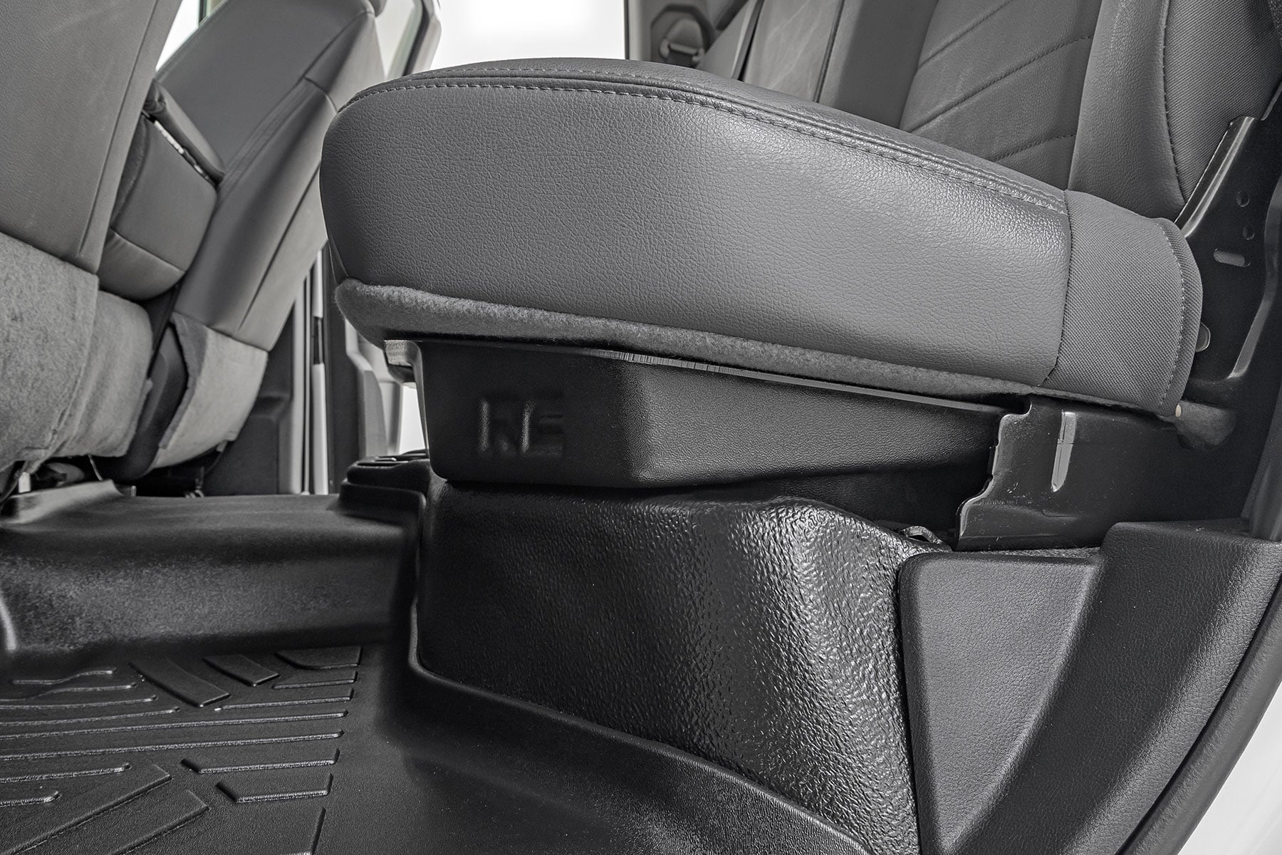 Under Seat Storage | Quad/Crew Cab | Ram 1500 (02-18)/2500 (11-26) - Image 5