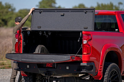 Hard Tri-Fold Flip Up Bed Cover | 6'7" Bed | Chevy/GMC Sierra 1500 (19-26)/Silverado 1500 (19-26) - Image 4
