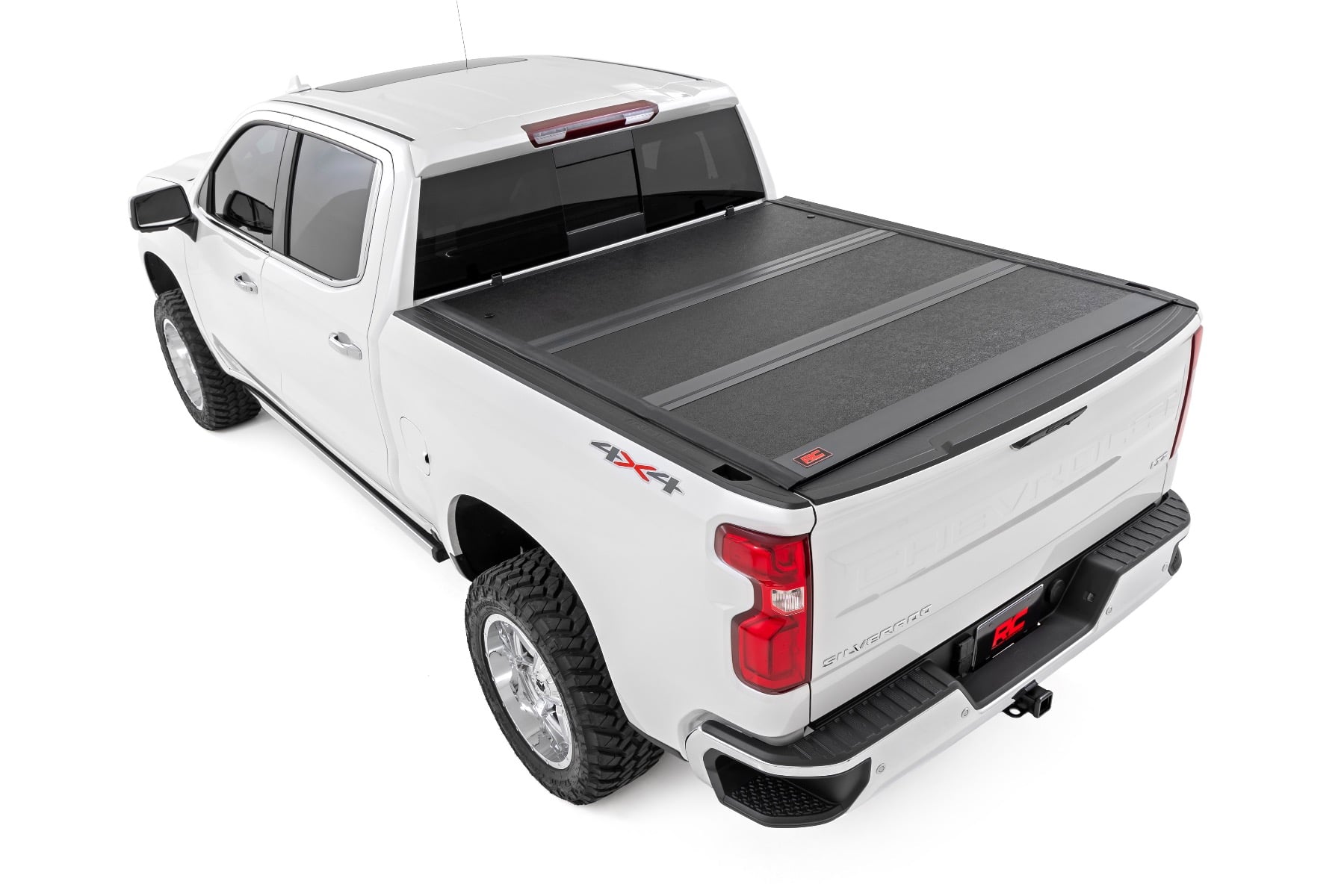 Hard Low Profile Bed Cover | 5'10" Bed | Chevy/GMC Sierra 1500 (19-26)/Silverado 1500 (19-26) - Image 3