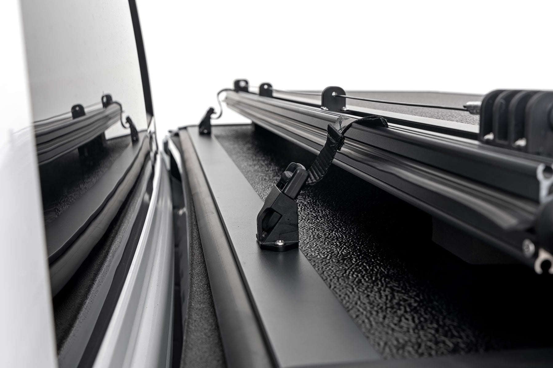 Hard Low Profile Bed Cover |6'4" | No Rambox | Ram 1500 (19-26)/1500 TRX (21-24) - Image 6