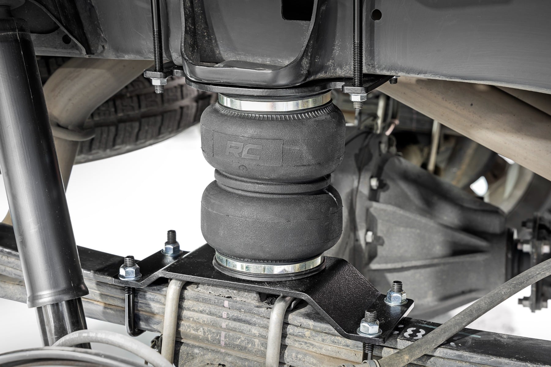 Air Spring Kit w/compressor | Wireless Controller | 0-6" Lifts | Toyota Tundra (07-21) - Image 3