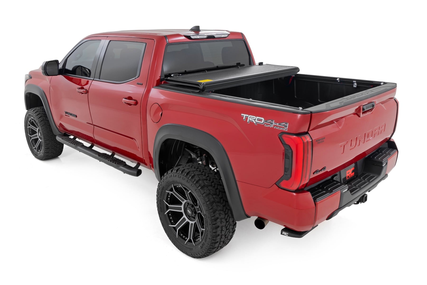 Hard Low Profile Bed Cover | 5'7" Bed | Cargo Mgmt | Toyota Tundra (22-26) - Image 4
