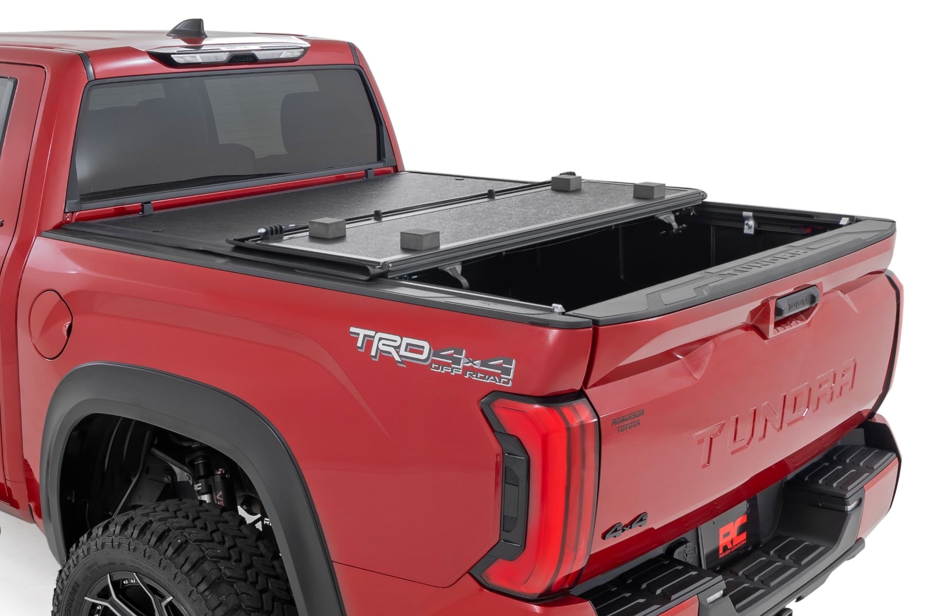 Hard Low Profile Bed Cover | 5'7" Bed | Cargo Mgmt | Toyota Tundra (22-26) - Image 5