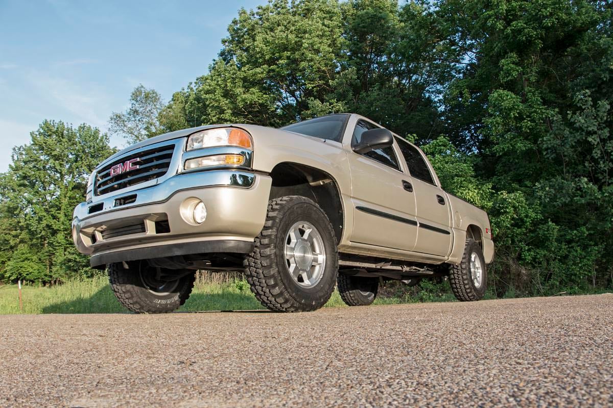 1.5-2 Inch Leveling Kit | Chevy/GMC Sierra 1500/Silverado 1500/Tahoe/Yukon (99-06 & Classic) - Image 4