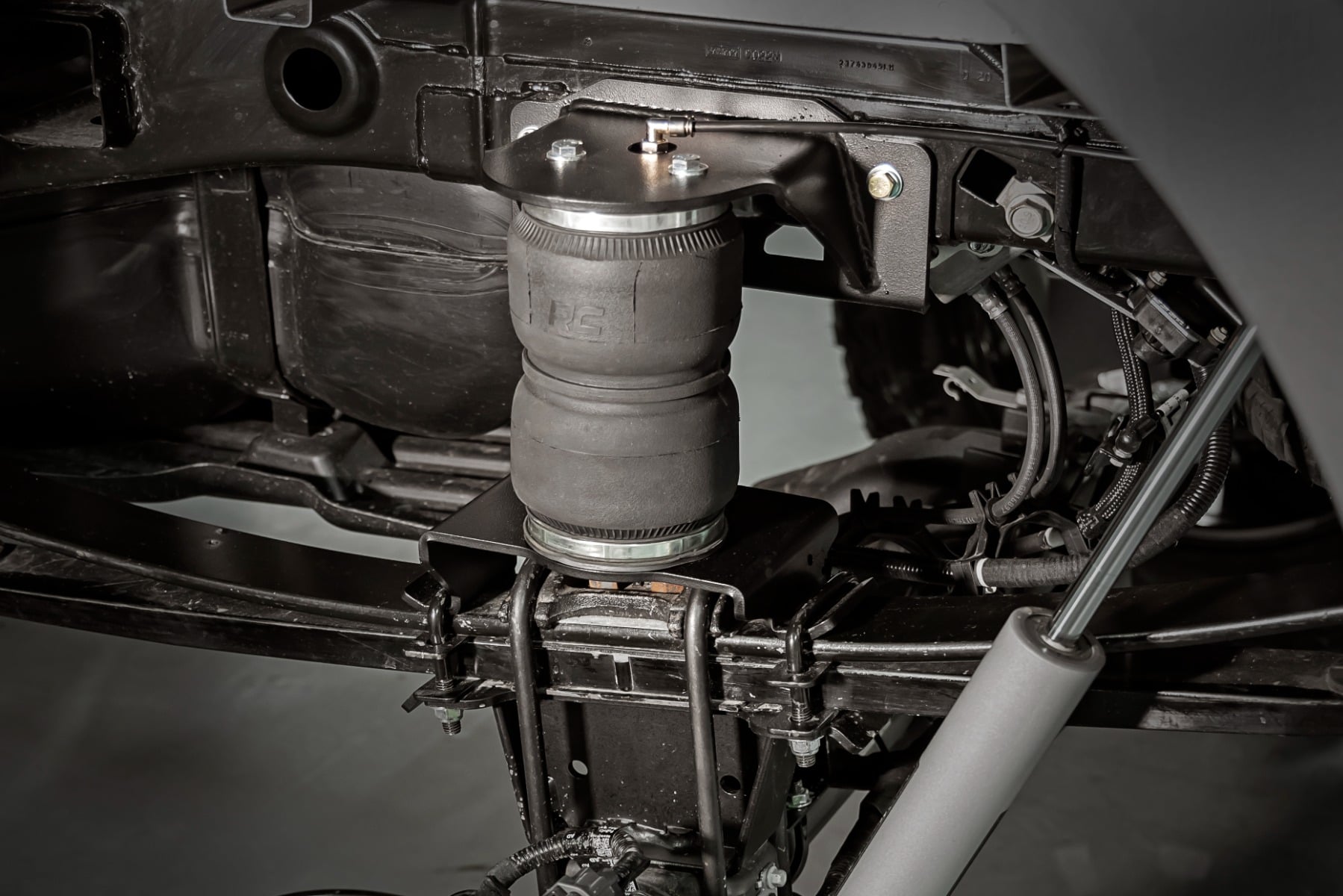 Air Spring Kit | 0-6" Lifts | Ford F-150 4WD (2021-2026) - Image 4