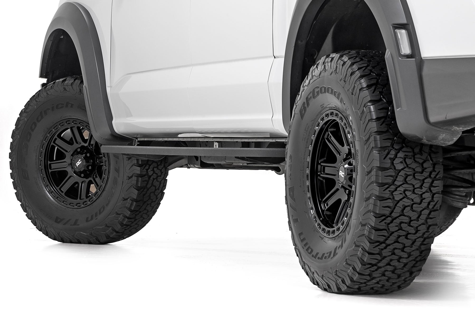 Rough Country 84 Series Wheel | One-Piece | Gloss Black | 15x8 | 5x5.5 | -19mm - Image 5