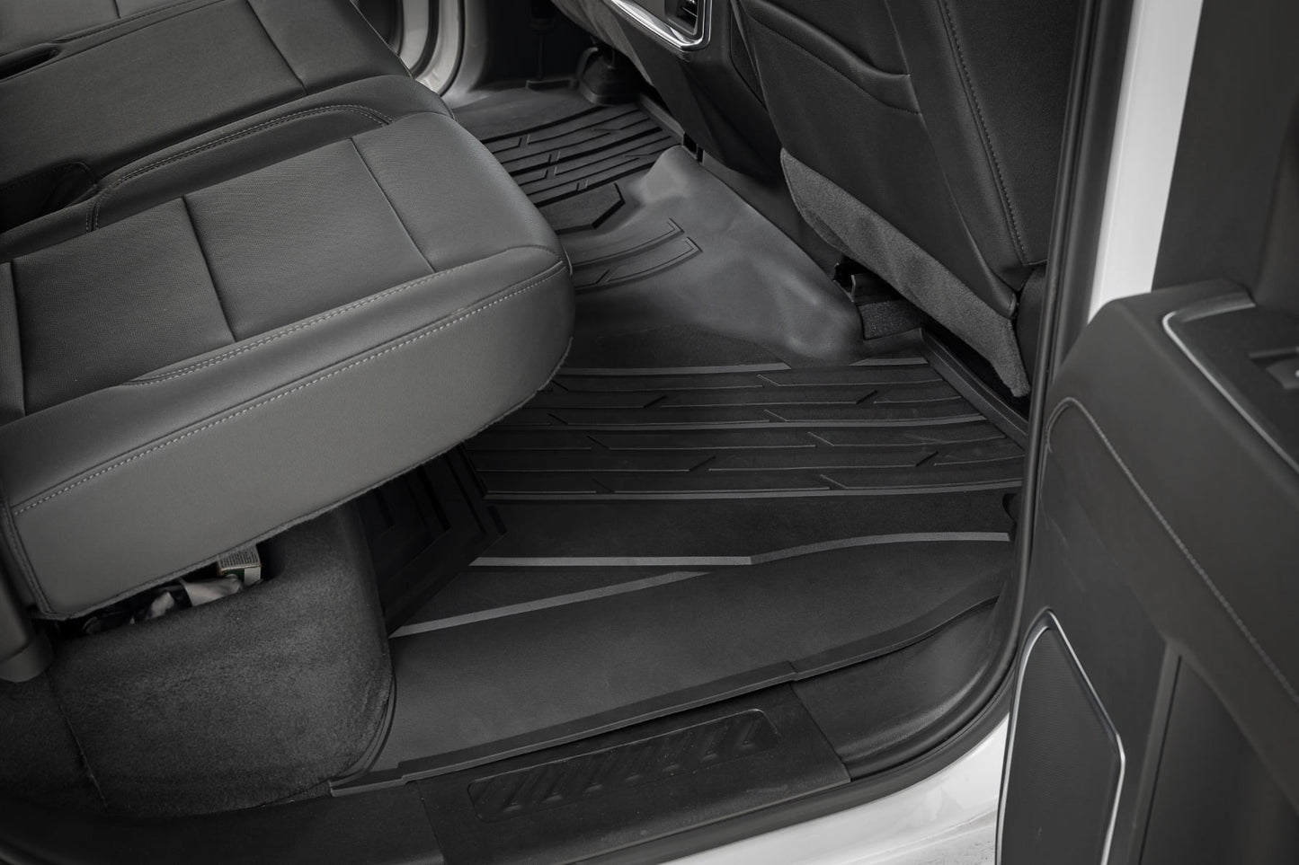 Flex-Fit Floor Mats | FR & RR | FR Bucket | Crew | Chevy/GMC 1500/2500HD/3500HD (19-26) - Image 3