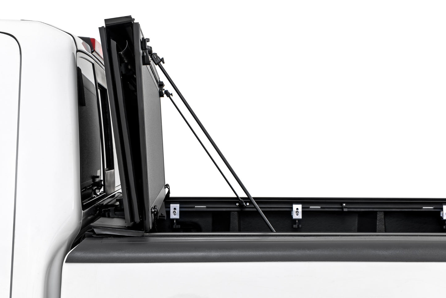 Hard Tri-Fold Flip Up Bed Cover | 5' Bed | Nissan Frontier 2WD/4WD (05-21) - Image 6