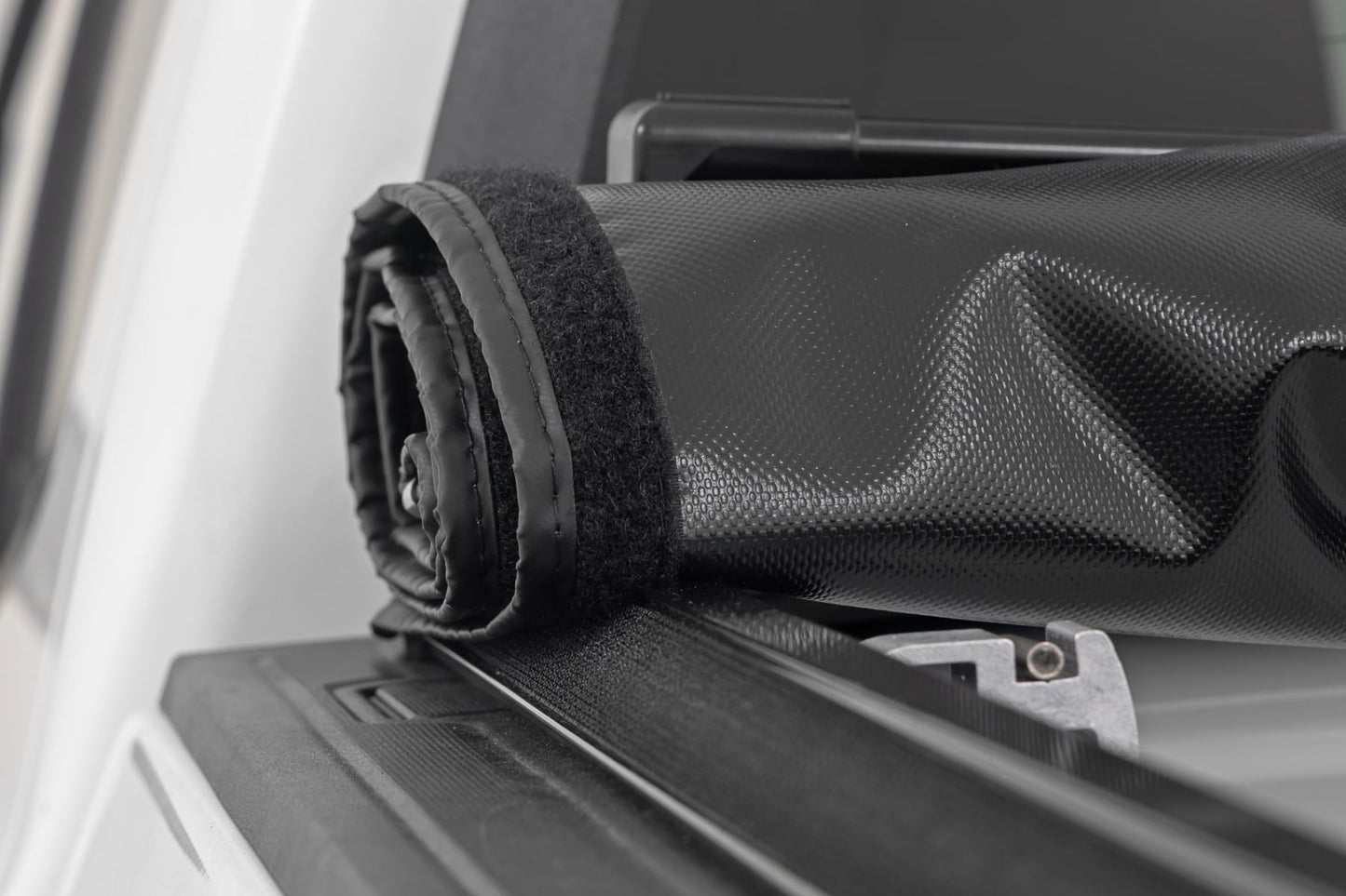 Soft Roll Up Bed Cover | 5' Bed | Chevy/GMC Canyon/Colorado 2WD/4WD (15-26) - Image 5