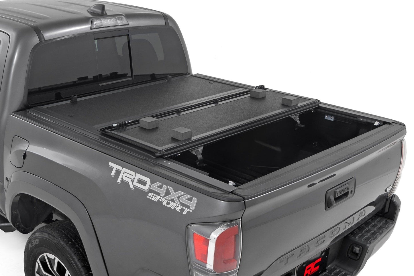 Hard Low Profile Bed Cover | 6' Bed | Toyota Tacoma 2WD/4WD (2016-2023) - Image 2