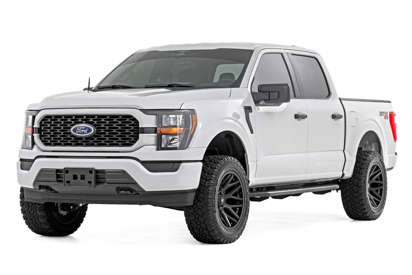 OV2 Running Boards | Side Step Bars | Crew Cab | Ford F-150/Lightning/F-250/F-350 (15-26) - Image 4