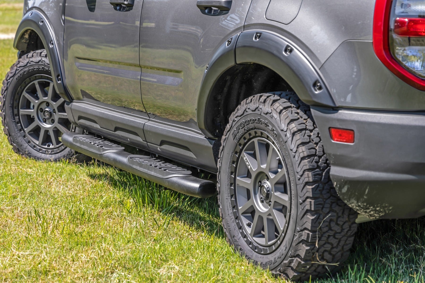 Oval Nerf Steps | Black | Ford Bronco Sport 4WD (2021-2026) - Image 6