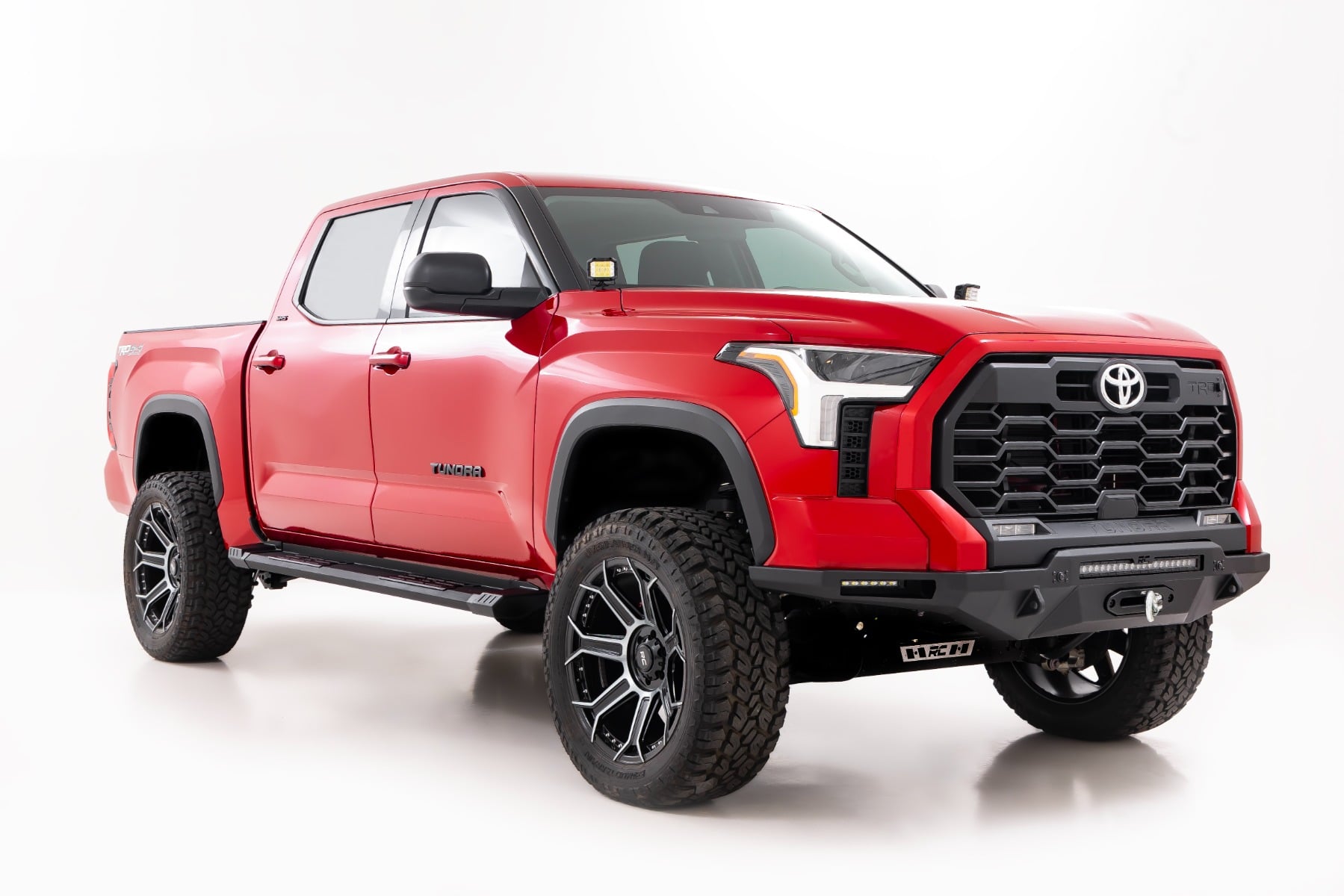 HD2 Aluminum Running Boards | CrewMax | Toyota Tundra 2WD/4WD (2022-2026) - Image 4