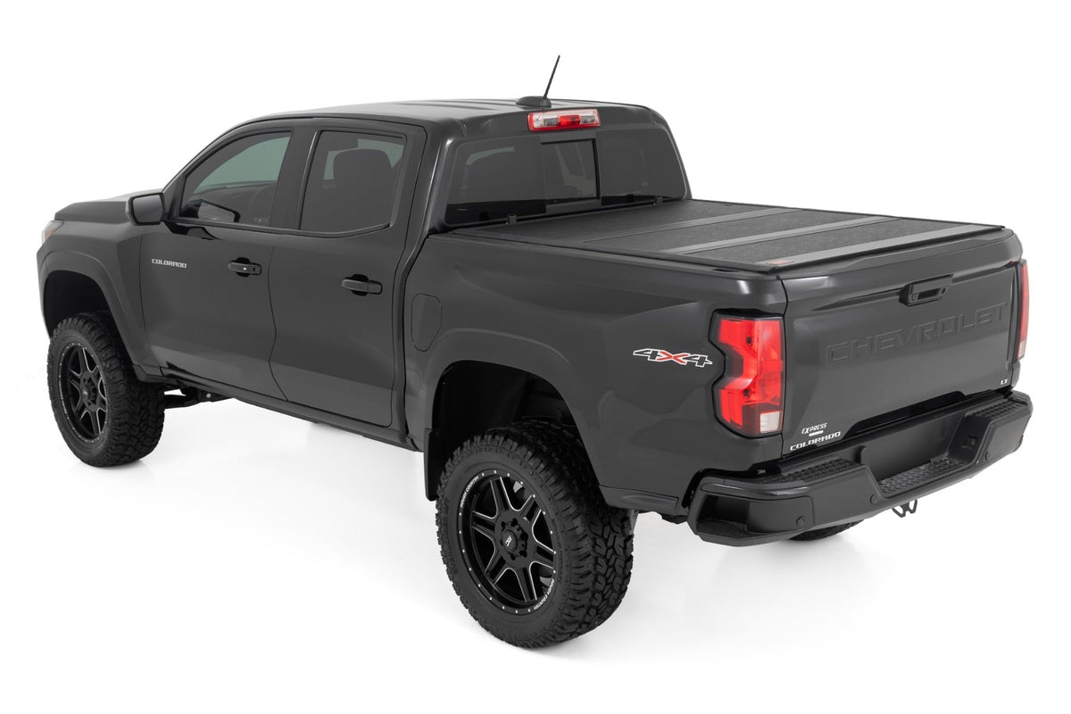 Hard Low Profile Bed Cover | 5' Bed | Chevy/GMC Canyon/Colorado (15-26) - Image 3