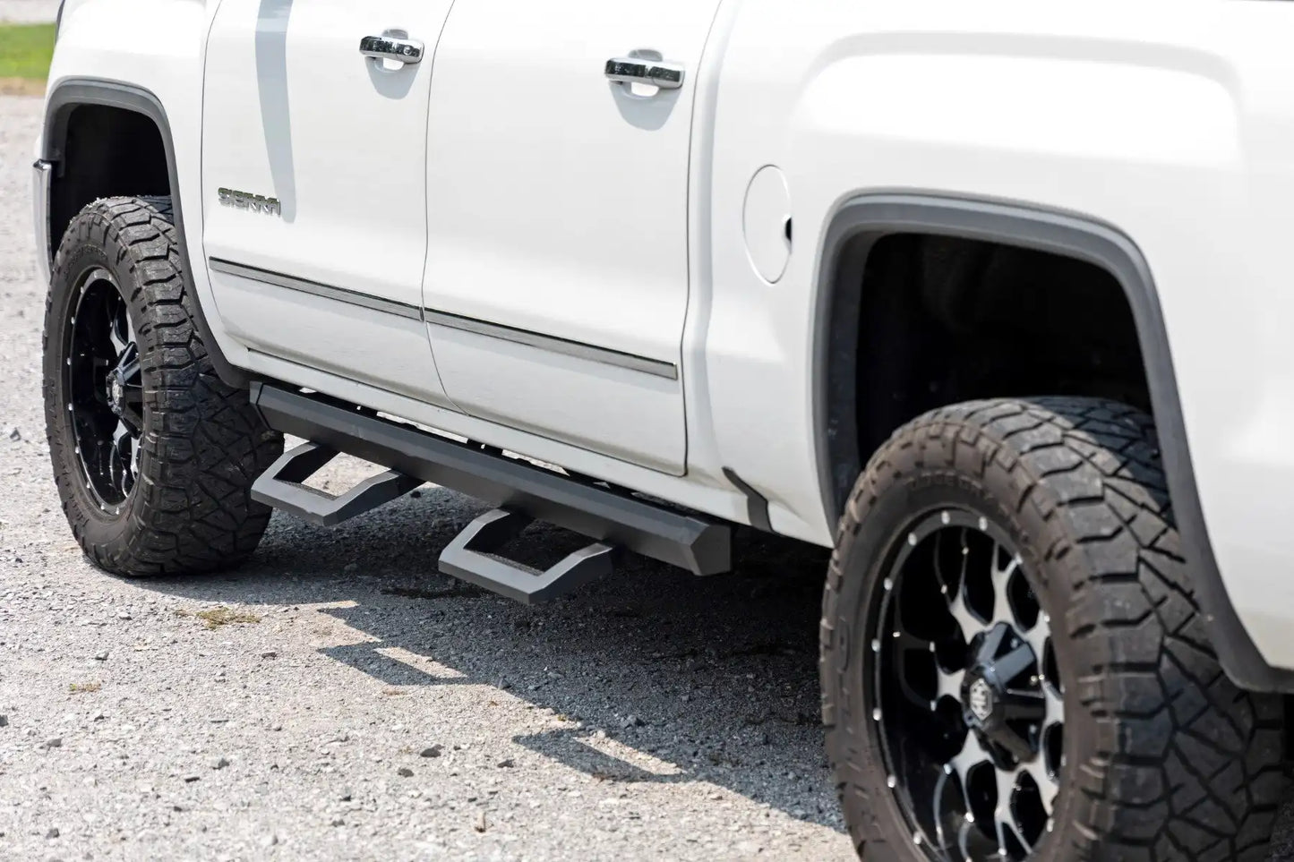 SR2 ADJUSTABLE ALUMINUM STEPS CREW CAB | CHEVY/GMC 1500/2500HD/3500HD (07-18)