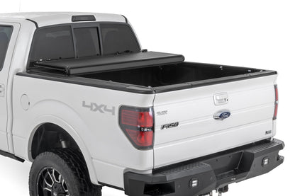Hard Low Profile Bed Cover | 5'7" Bed | Ford F-150 2WD/4WD (2004-2014) - Image 3