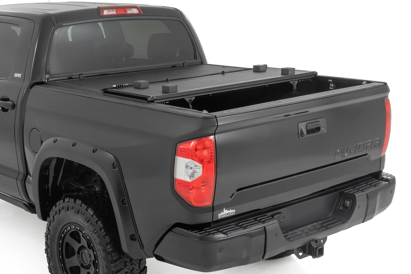 Hard Low Profile Bed Cover | 5'7" Bed | Toyota Tundra 2WD/4WD (2007-2021) - Image 2