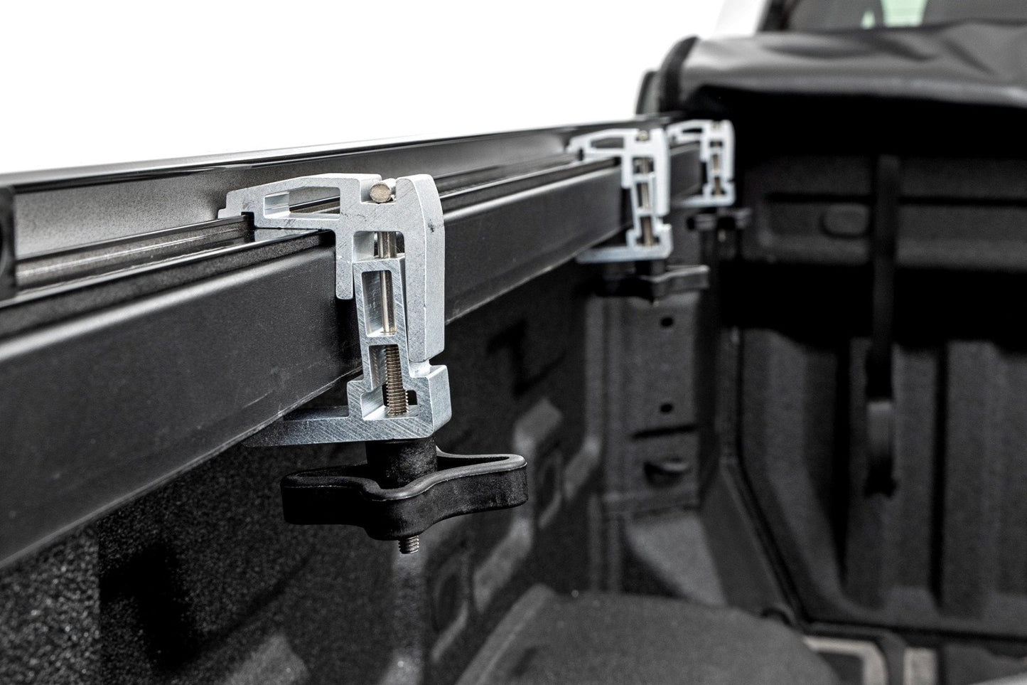 Soft Roll Up Bed Cover | 5'10" Bed | Chevy/GMC Sierra 1500 (19-26)/Silverado 1500 (19-26) - Image 3