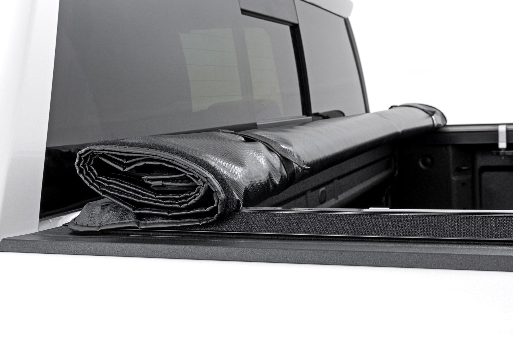 Soft Roll Up Bed Cover | 5'10" Bed | Chevy/GMC Sierra 1500 (19-26)/Silverado 1500 (19-26) - Image 5