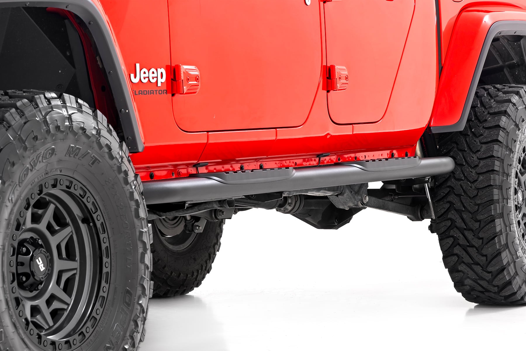 Oval Nerf Steps | Black | Jeep Gladiator JT 4WD (2020-2026) - Image 2