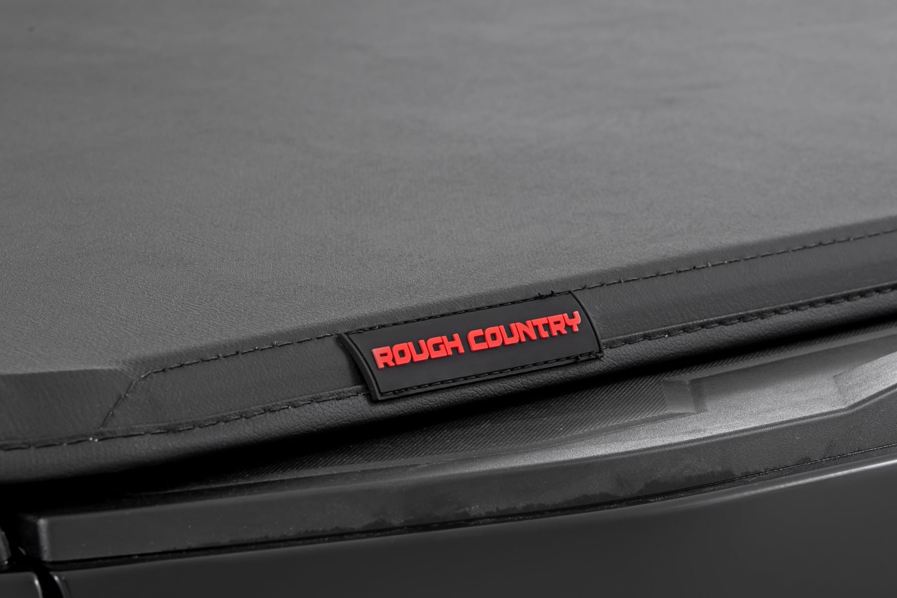 Soft Tri-Fold Bed Cover | 5' Bed | Chevy/GMC Canyon/Colorado 2WD/4WD (23-26) - Image 5