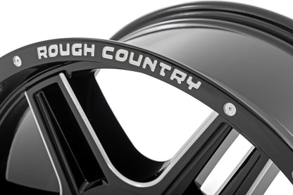 Rough Country 92 Series Wheel | Machined One-Piece | Gloss Black | 18x9 | 6x5.5 | +0mm - Image 3