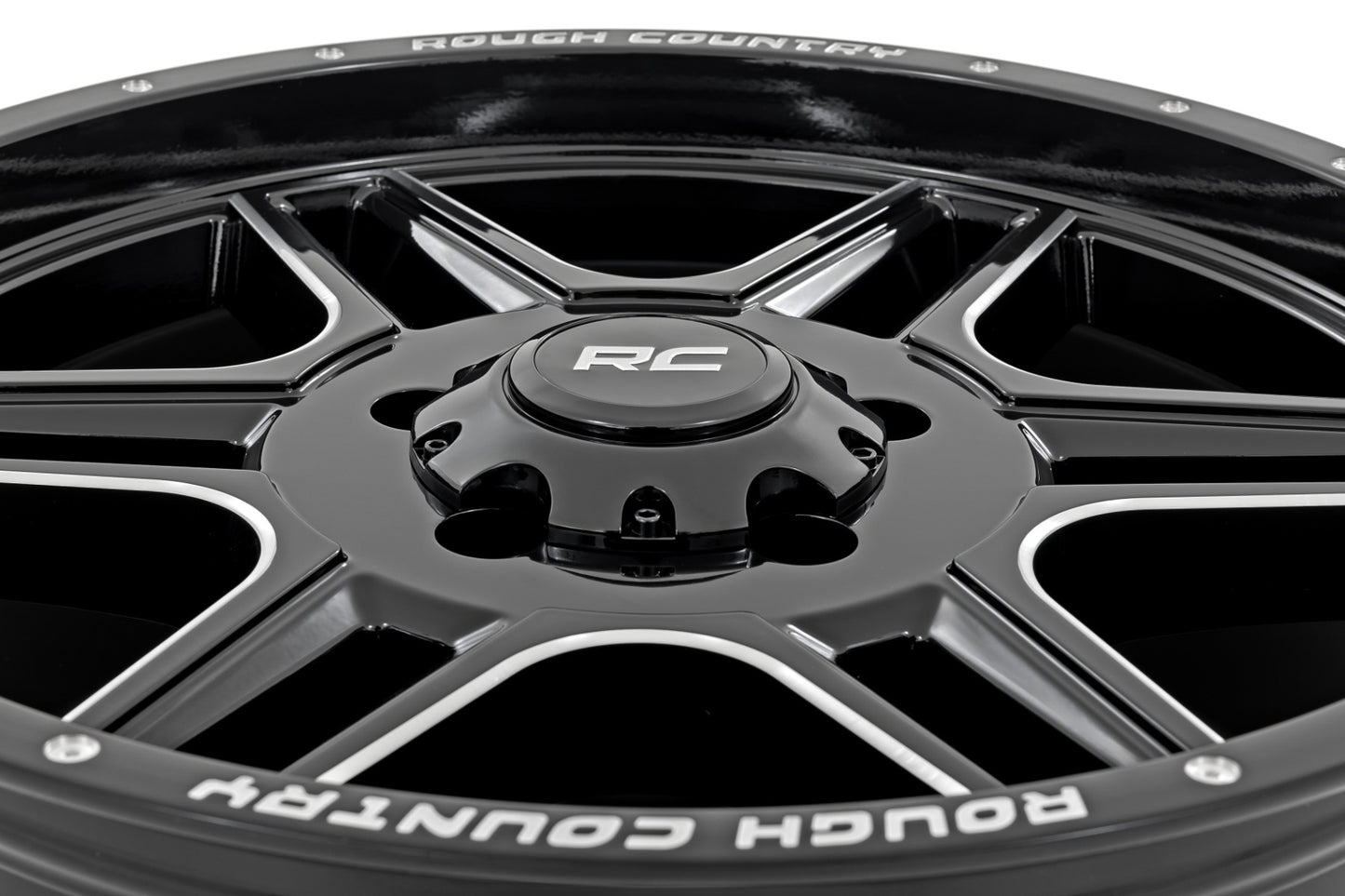 Rough Country 92 Series Wheel | Machined One-Piece | Gloss Black | 18x9 | 5x5.5 | +0mm - Image 3