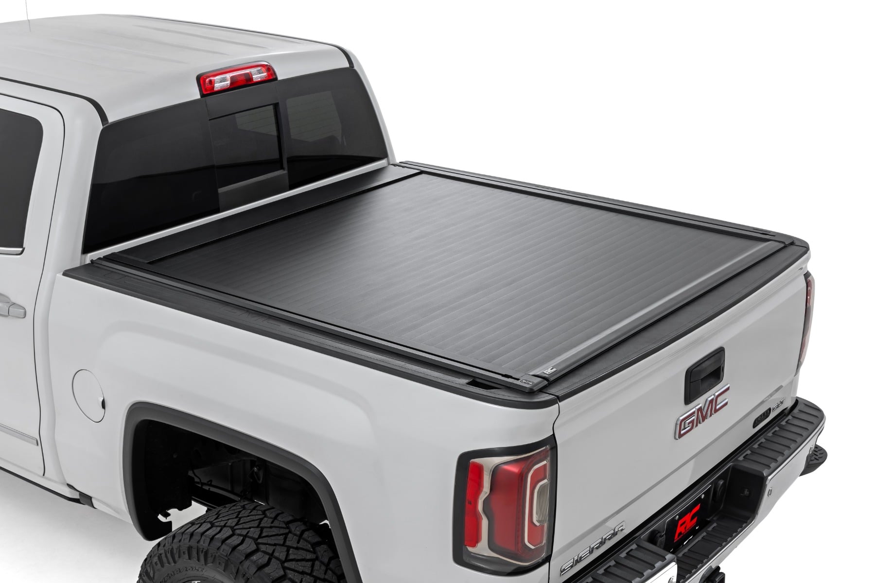 Powered Retractable Bed Cover | 5'9" Bed | Chevy/GMC 1500 (14-18 & Classic)