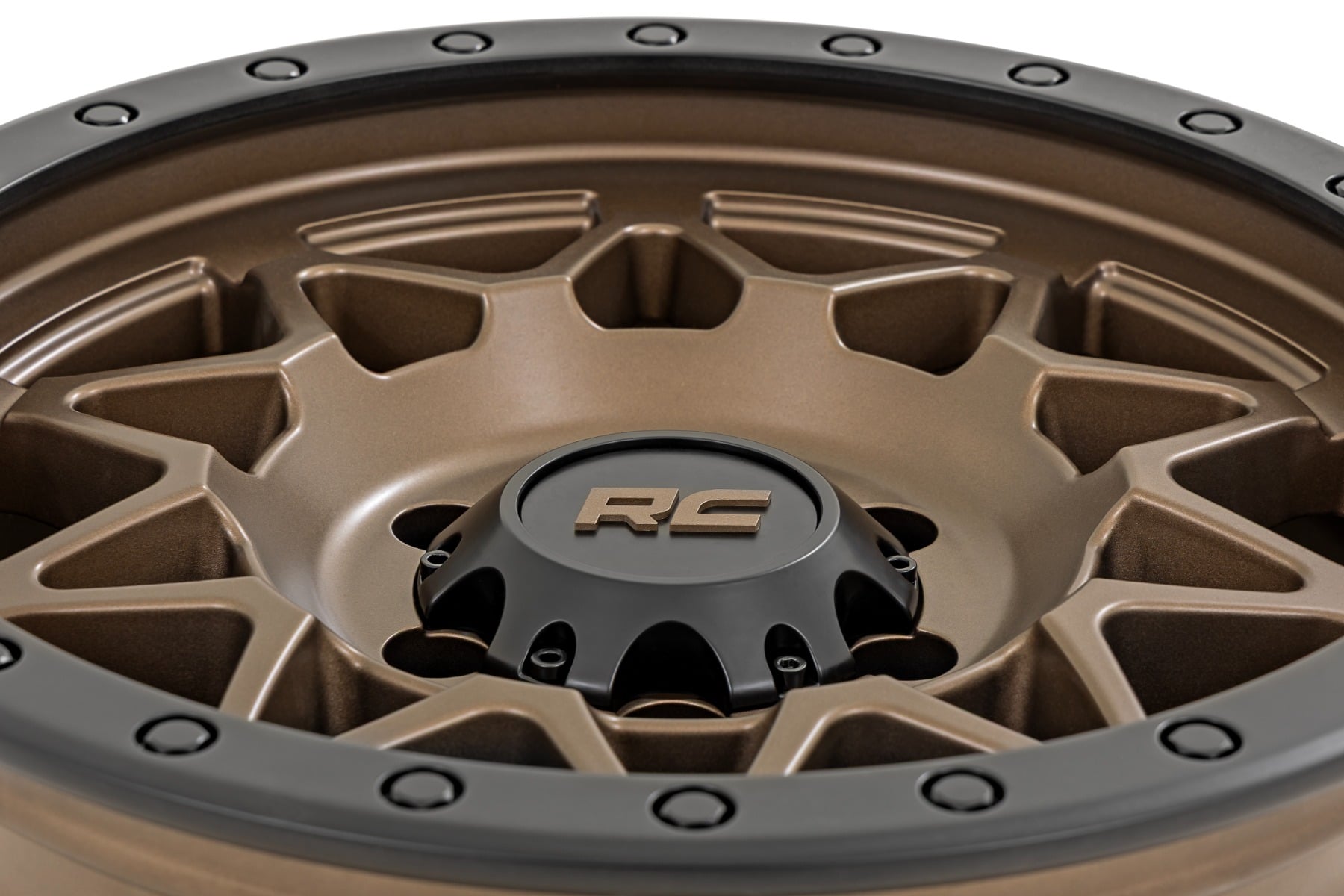 Rough Country 78 Series Wheel | Simulated Beadlock | Bronze/Black | 18x9 | 8x6.5 | -12mm - Image 4