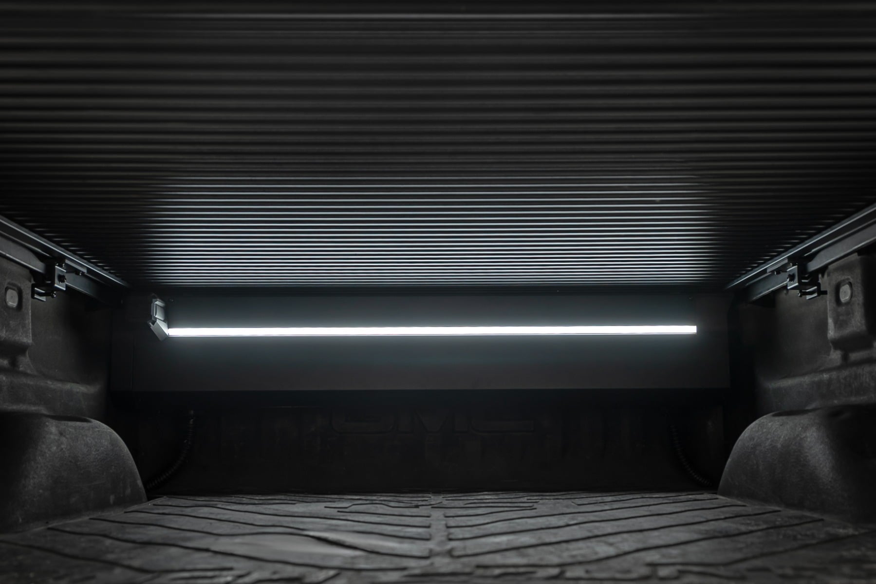 Powered Bed Cover | 6'7" Bed | Chevy/GMC 1500/2500HD/3500HD (14-19 & Classic) - Image 4
