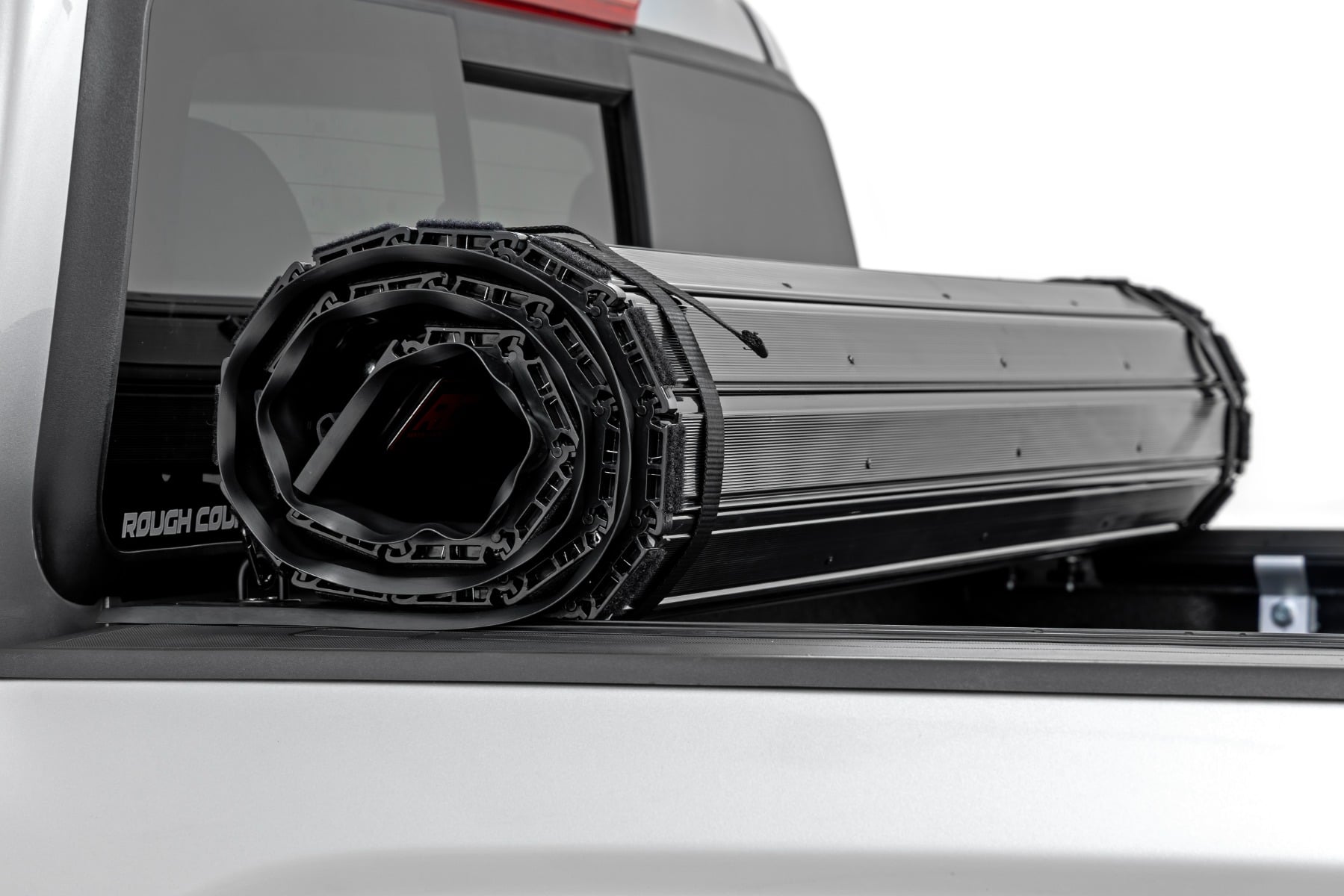 Hard Roll Up Bed Cover | 5' Bed | Chevy/GMC Canyon/Colorado 2WD/4WD (15-22) - Image 4