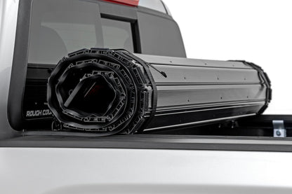 Hard Roll Up Bed Cover | 5' Bed | Chevy/GMC Canyon/Colorado 2WD/4WD (15-22) - Image 4