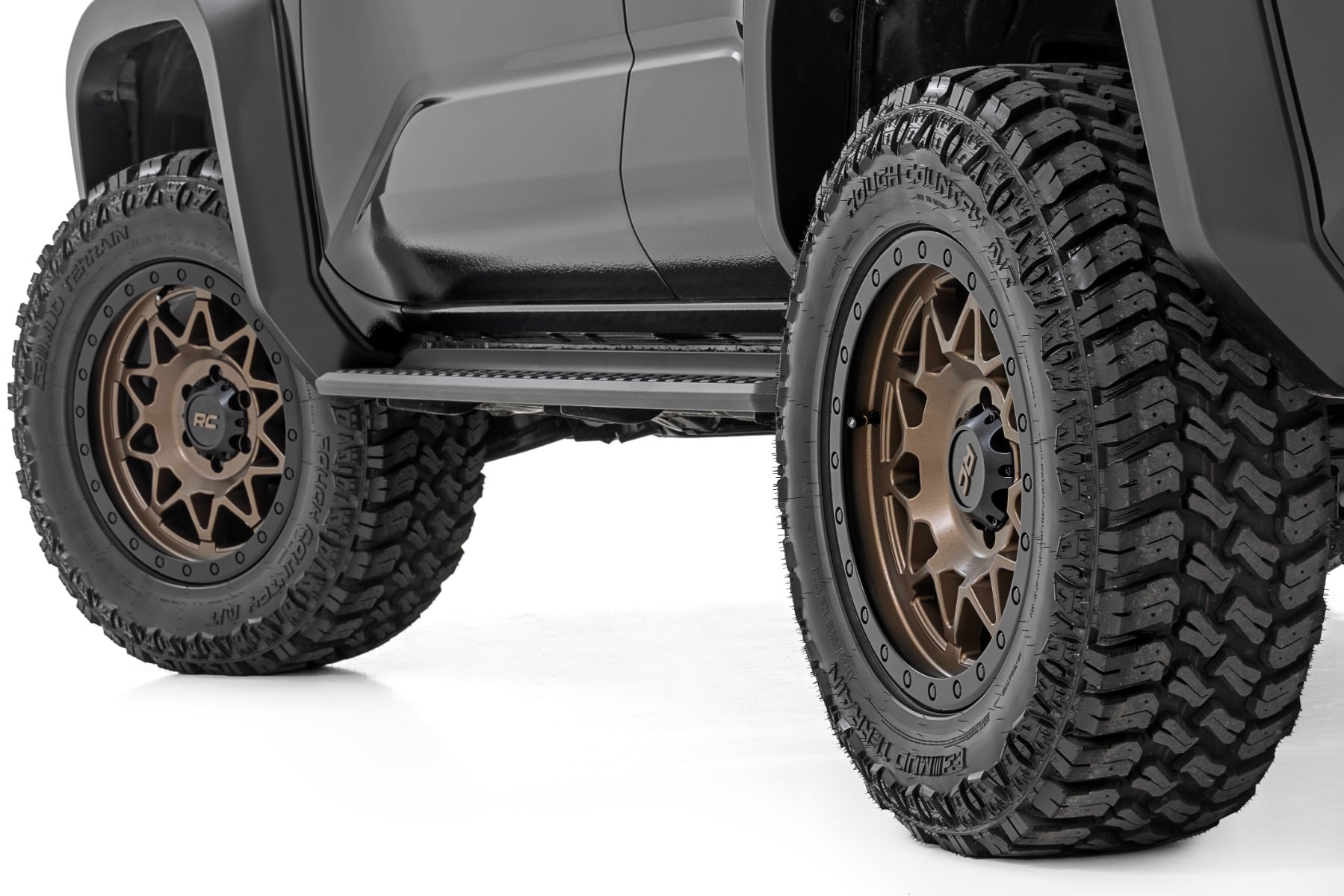 Rough Country 78 Series Wheel | Simulated Beadlock | Bronze/Black | 18x9 | 6x5.5 | -12mm - Image 6