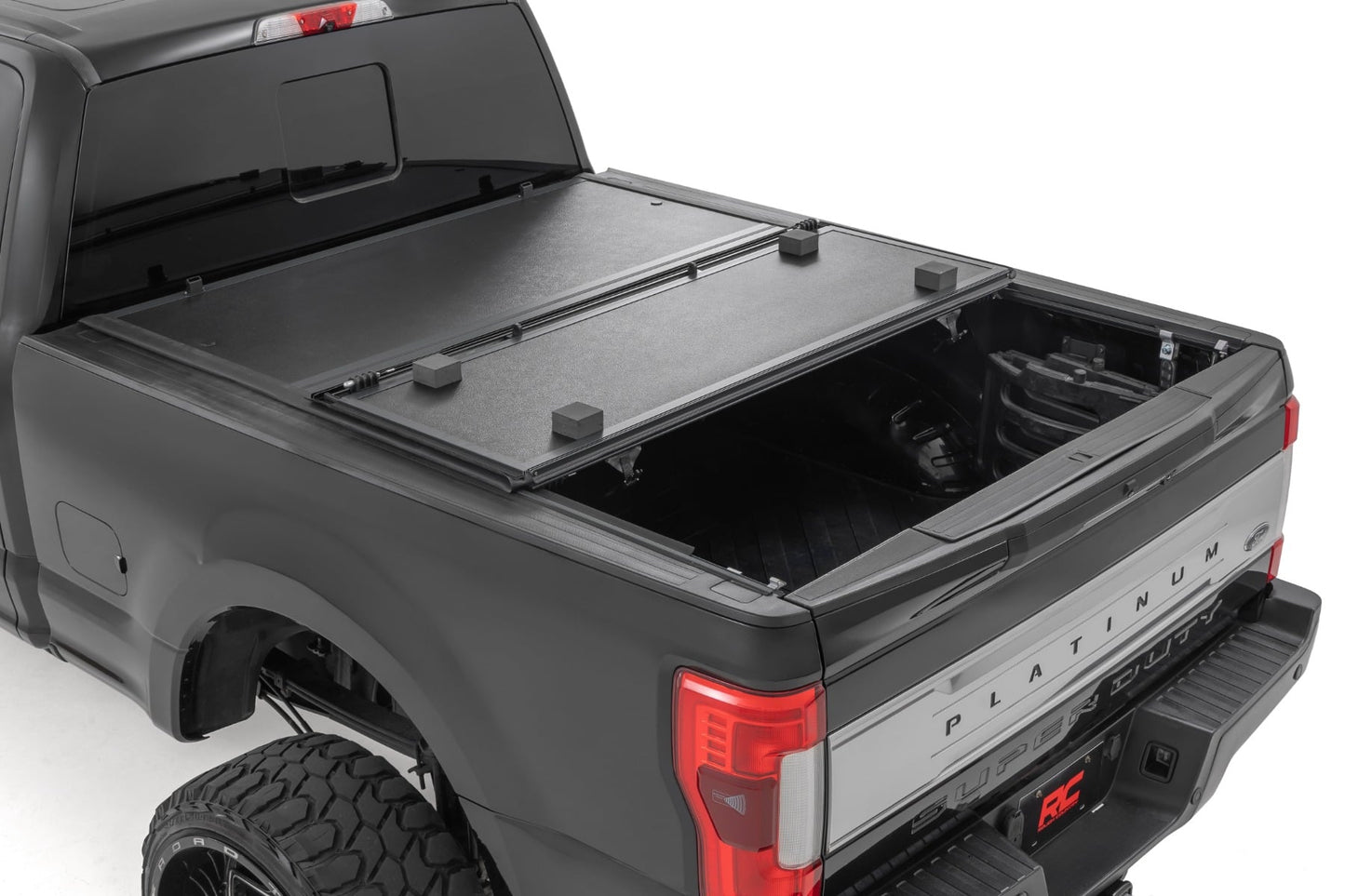 Hard Low Profile Bed Cover | 6'10" Bed | Ford F-250/F-350 Super Duty (17-26) - Image 2
