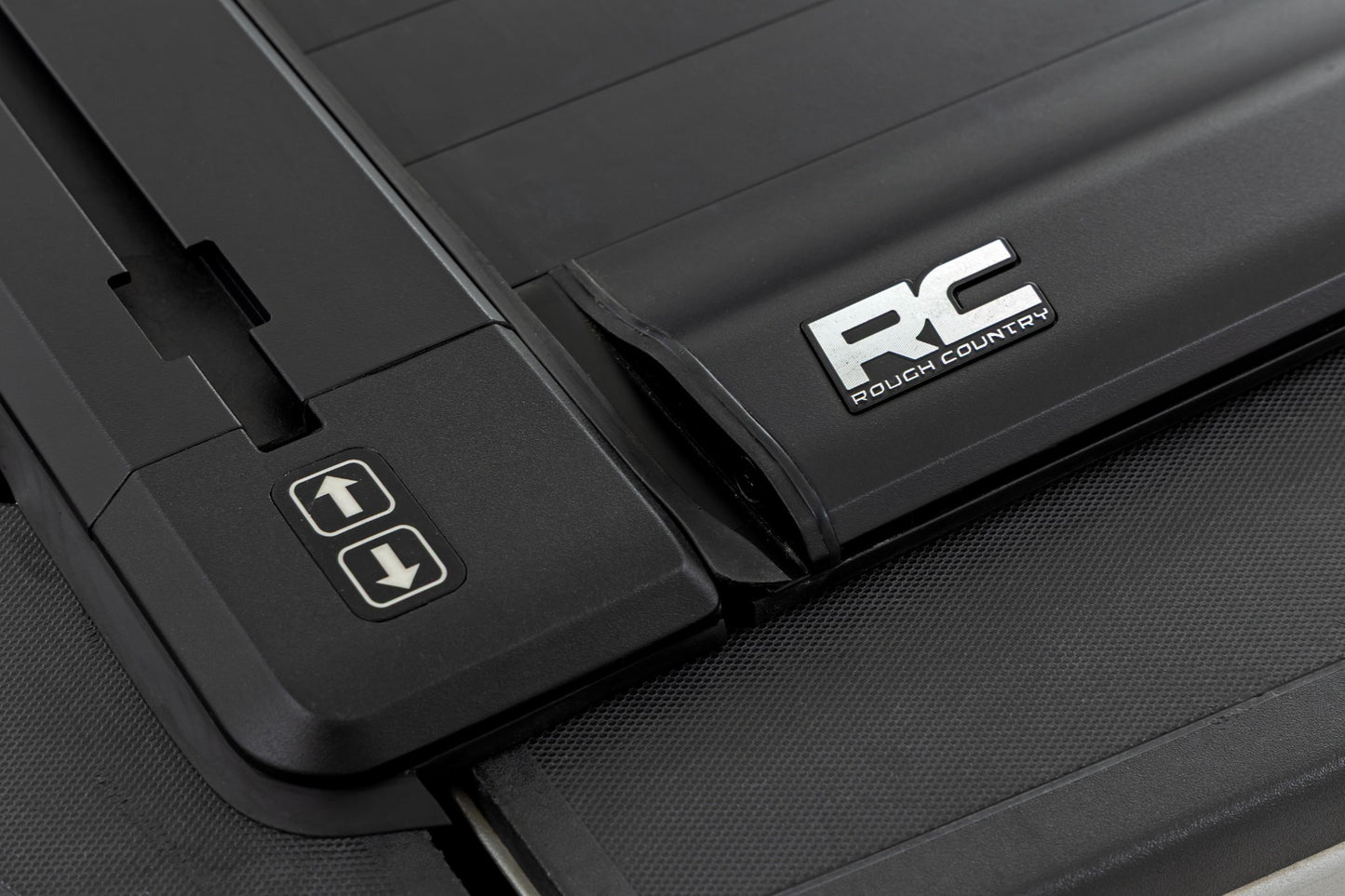 Powered Retractable Bed Cover | 5' Bed | Chevy/GMC Canyon/Colorado (15-26) - Image 5