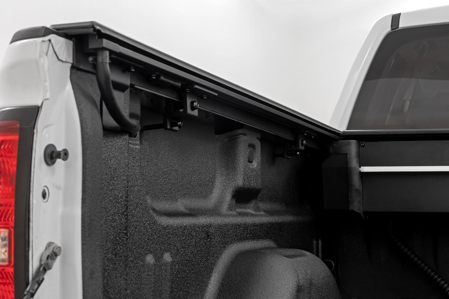 Powered Bed Cover | 6'7" Bed | Chevy/GMC 1500/2500HD/3500HD (14-19 & Classic) - Image 3