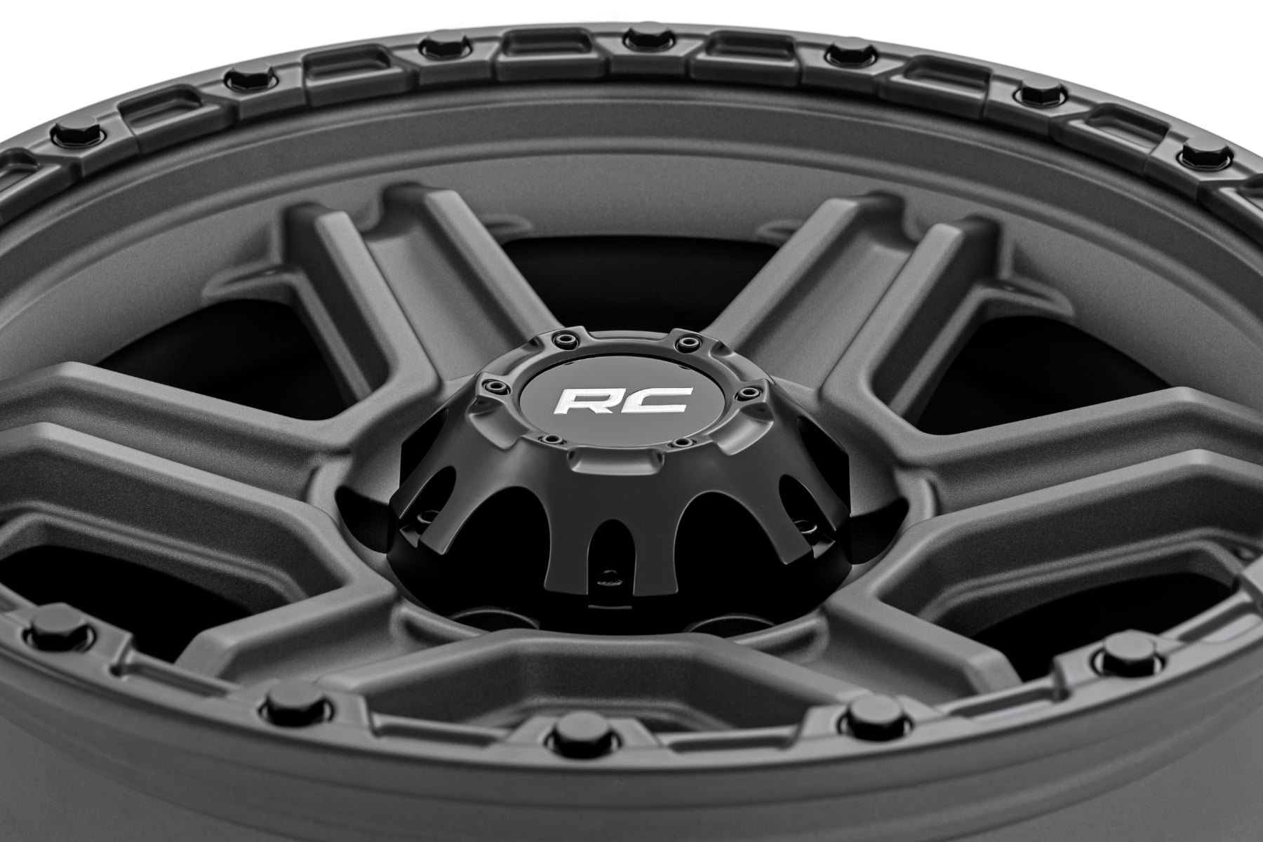 Rough Country 79 Series Wheel | One-Piece | Gunmetal Gray w/Black Ring | 17x8.5 | 6x5.5 | 0mm - Image 5