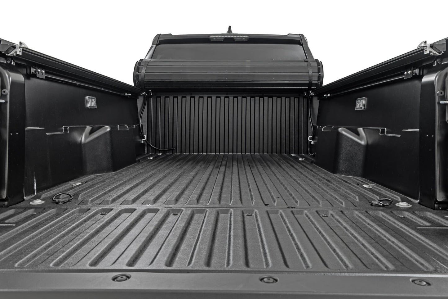 Hard Roll Up Bed Cover | 6' Bed | Toyota Tacoma 2WD/4WD (2024-2026) - Image 4