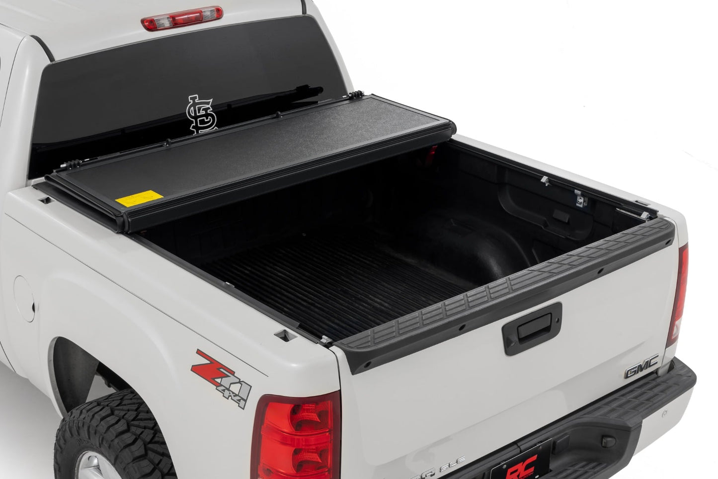 Hard Low Profile Bed Cover | 5'9" Bed | No Rail Caps | Chevy/GMC 1500 (07-13) - Image 2
