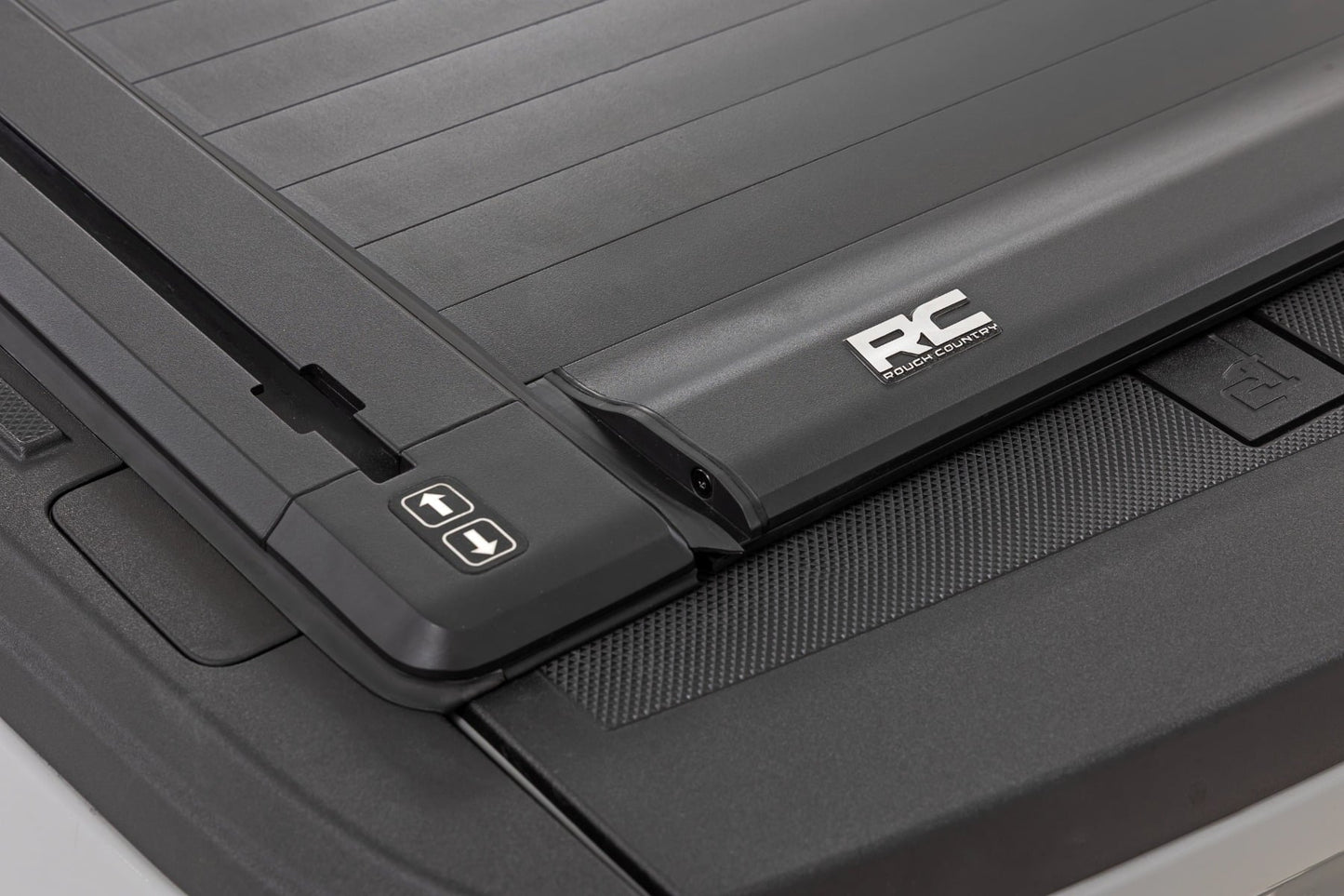 Powered Retractable Bed Cover | 5'7" Bed | Ford F-150 (15-26)/F-150 Lightning (22-26) - Image 5