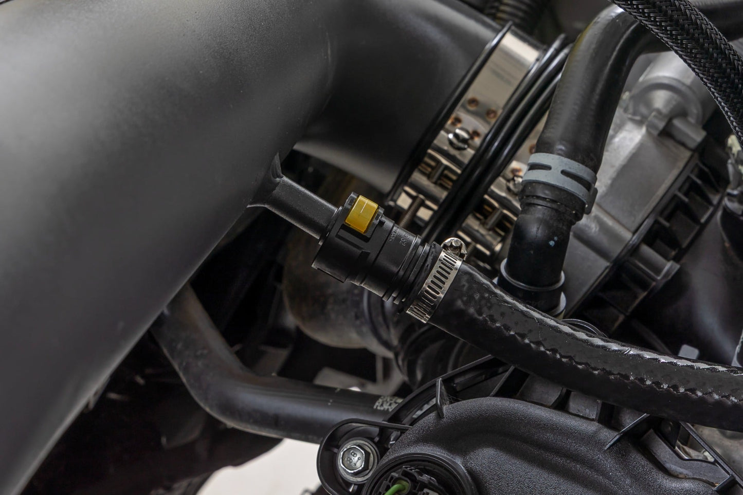 Cold Air Intake Kit | 5.0L | Ford  F-150 2WD/4WD (2021-2026) - Image 6