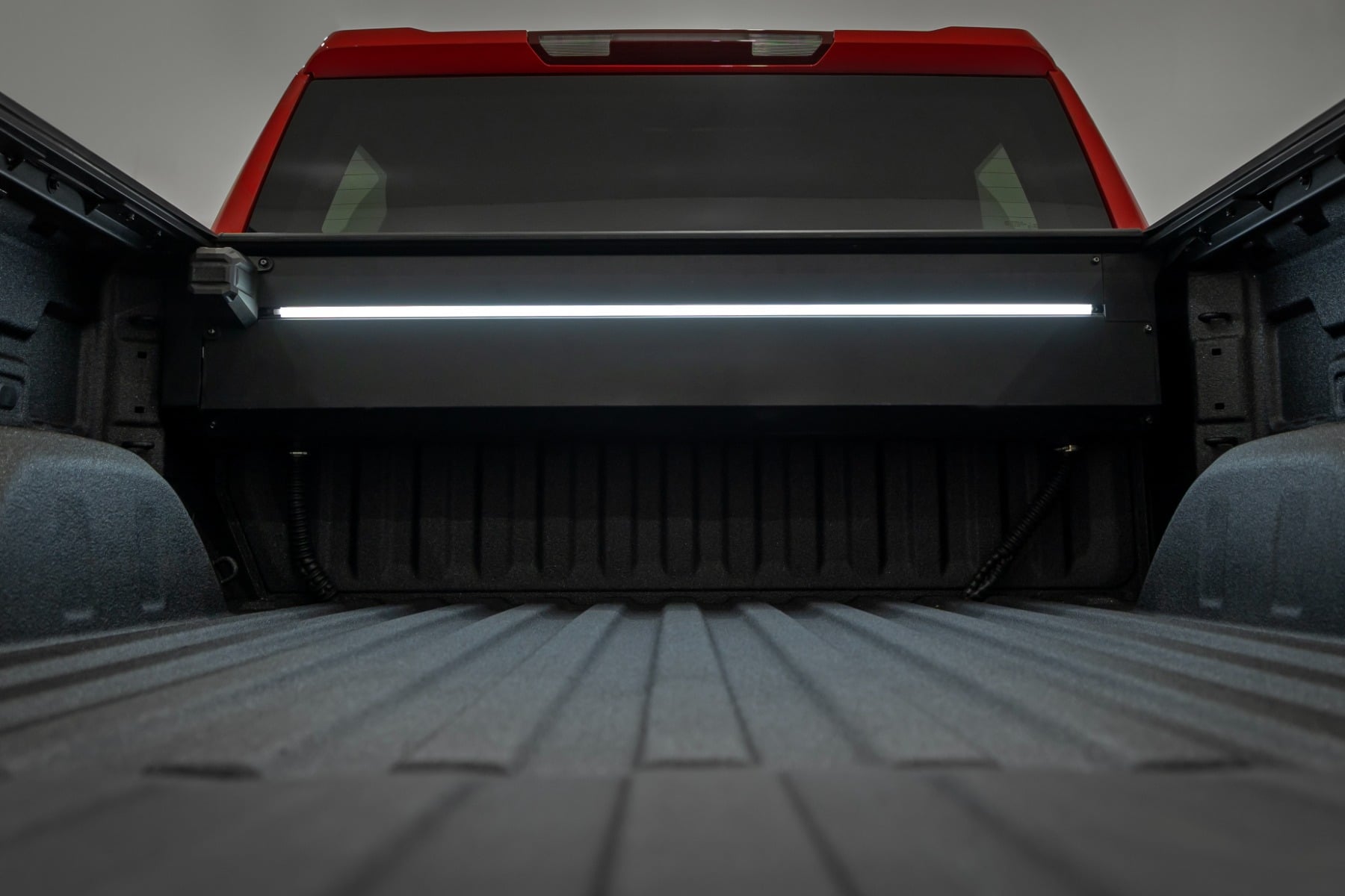Powered Retractable Bed Cover | 5'10" Bed | Chevy/GMC Sierra 1500 (19-26)/Silverado 1500 (19-26) - Image 5
