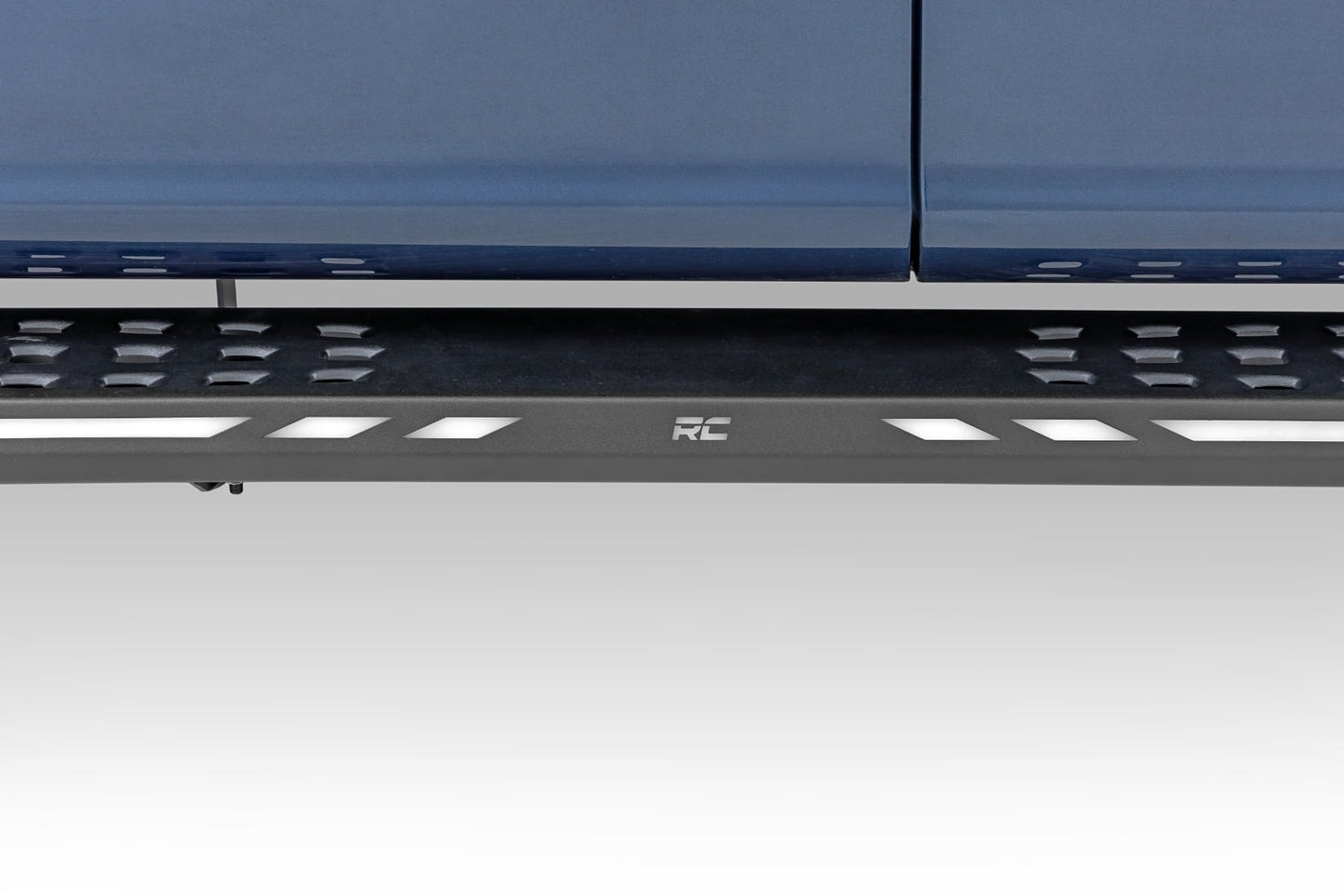 AC2 Running Boards | Amber/White | Crew Cab | Ford F-150/Lightning/F-250/F-350/Raptor (15-26) - Image 5